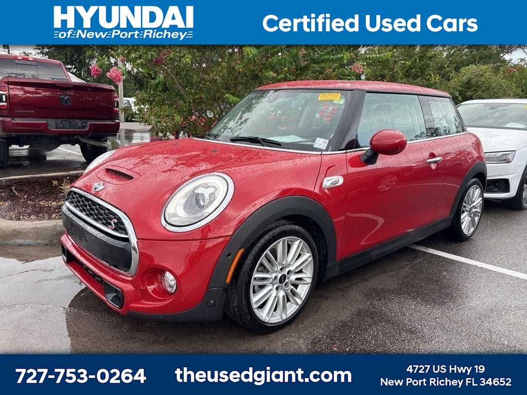 Thumbnail: 2018 MINI Cooper Hardtop - 1
