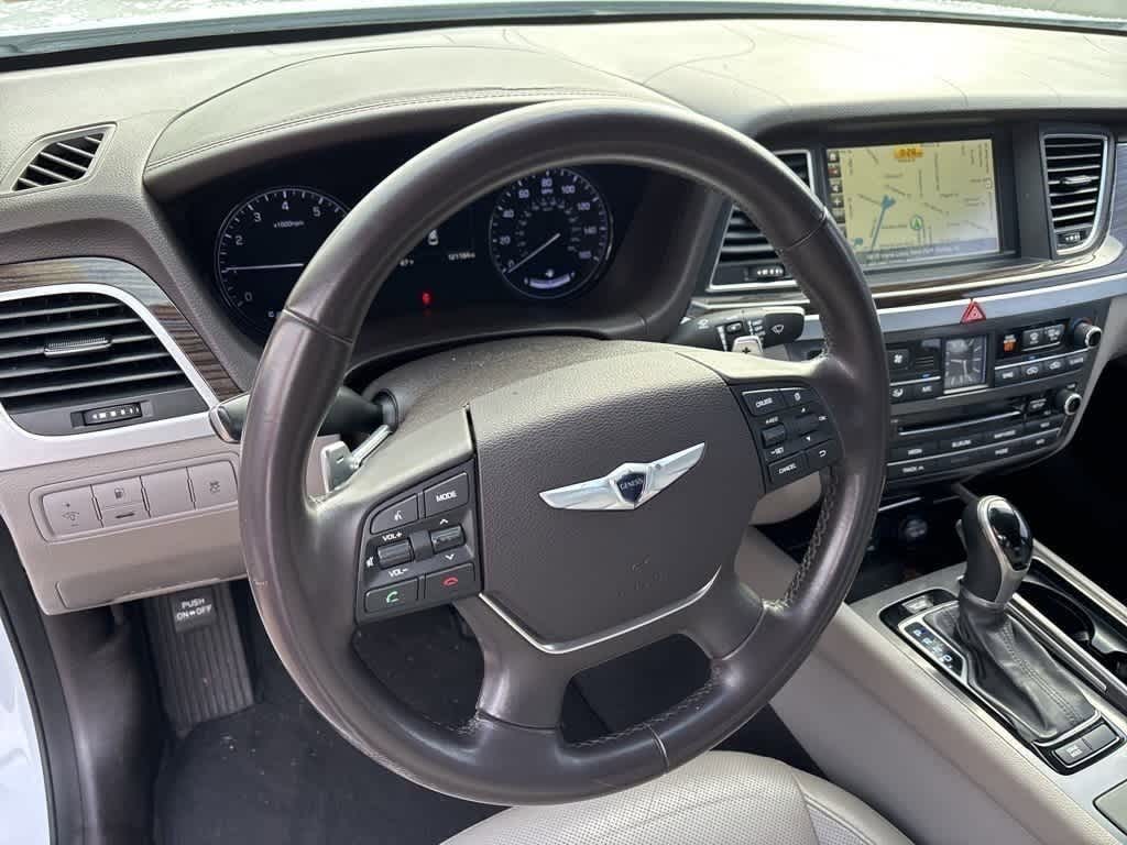Thumbnail: 2015 Hyundai Genesis - 11