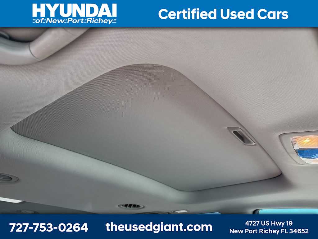 Thumbnail: 2010 Hyundai Veracruz - 9