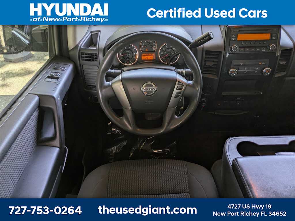 Thumbnail: 2013 Nissan Titan - 15