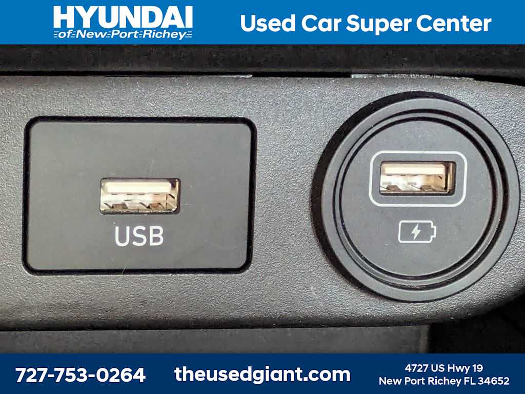 Thumbnail: 2022 Hyundai Elantra - 19