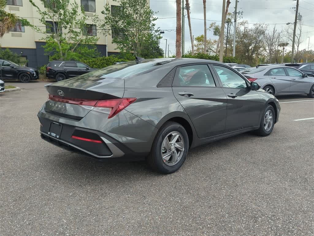 Thumbnail: 2025 Hyundai Elantra - 5