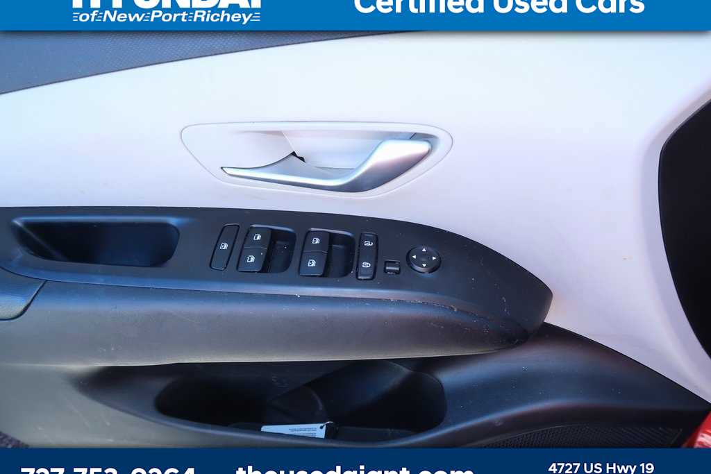 Thumbnail: 2023 Hyundai Tucson - 8
