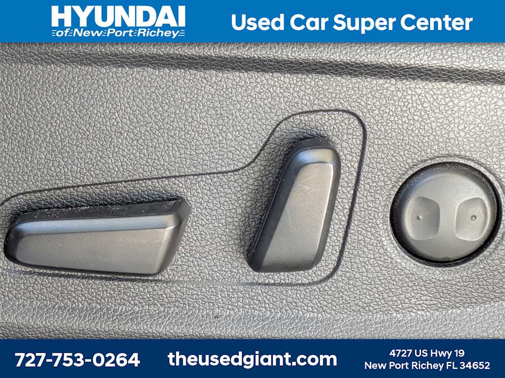 Thumbnail: 2020 Hyundai Palisade - 25