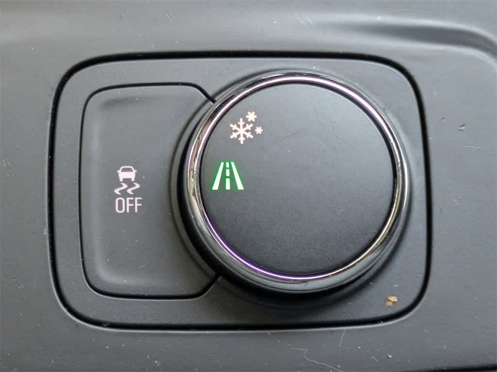 Thumbnail: 2020 Chevrolet Traverse - 30