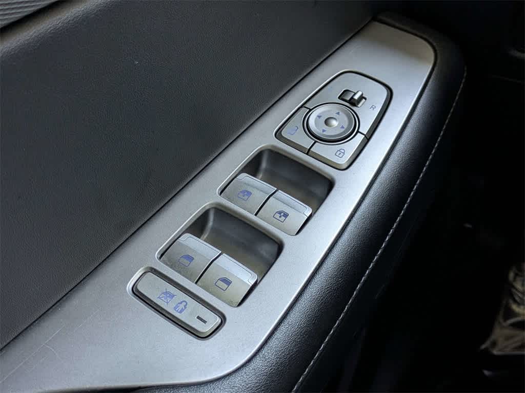 Thumbnail: 2022 Hyundai Palisade - 39