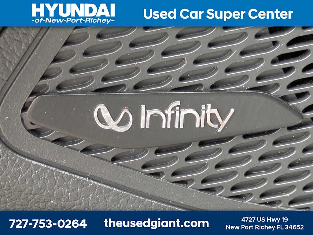 Thumbnail: 2018 Hyundai Santa Fe - 33