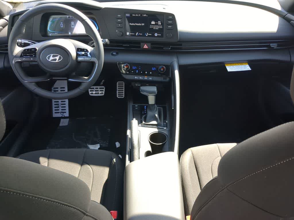 Thumbnail: 2026 Hyundai Elantra - 16