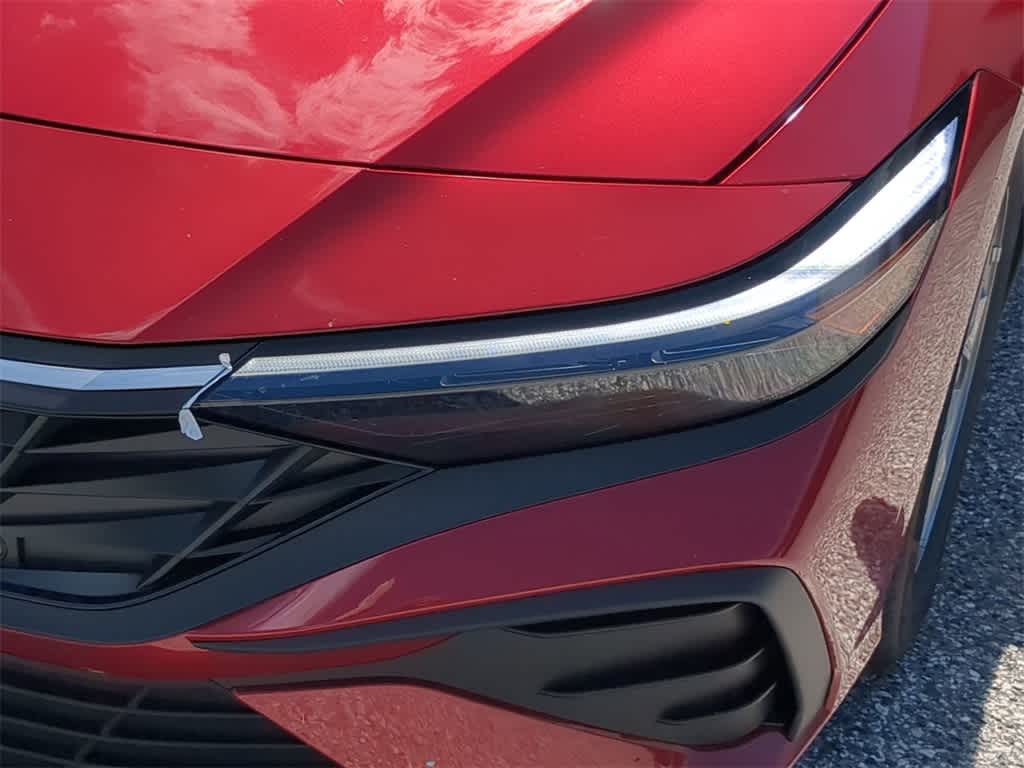 Thumbnail: 2025 Hyundai Elantra - 10