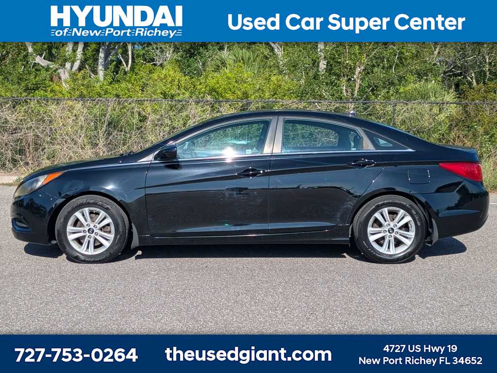 Thumbnail: 2012 Hyundai Sonata - 2