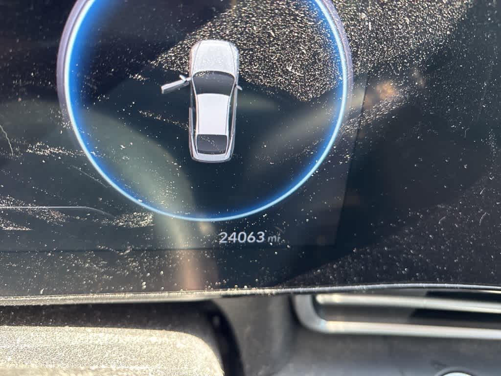 Thumbnail: 2023 Hyundai Elantra - 11