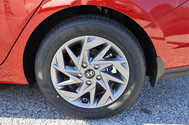 Thumbnail: 2024 Hyundai Elantra - 6