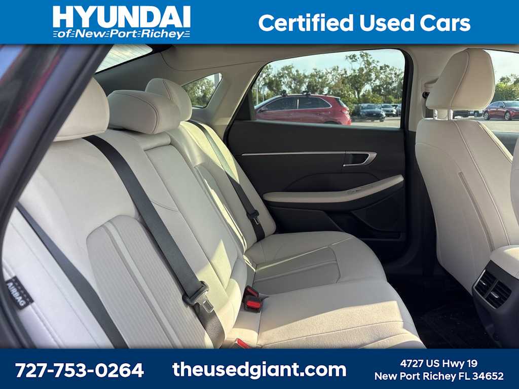 Thumbnail: 2021 Hyundai Sonata - 9