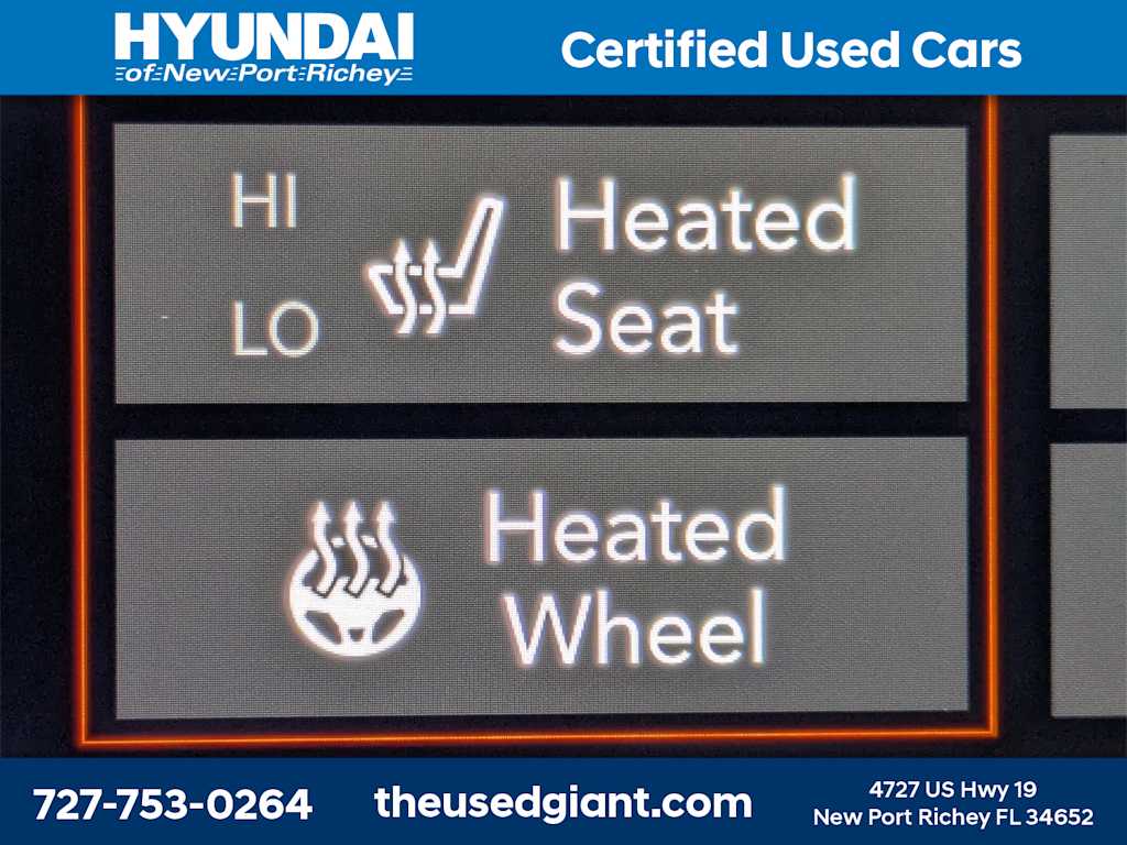 Thumbnail: 2020 Jeep Cherokee - 24