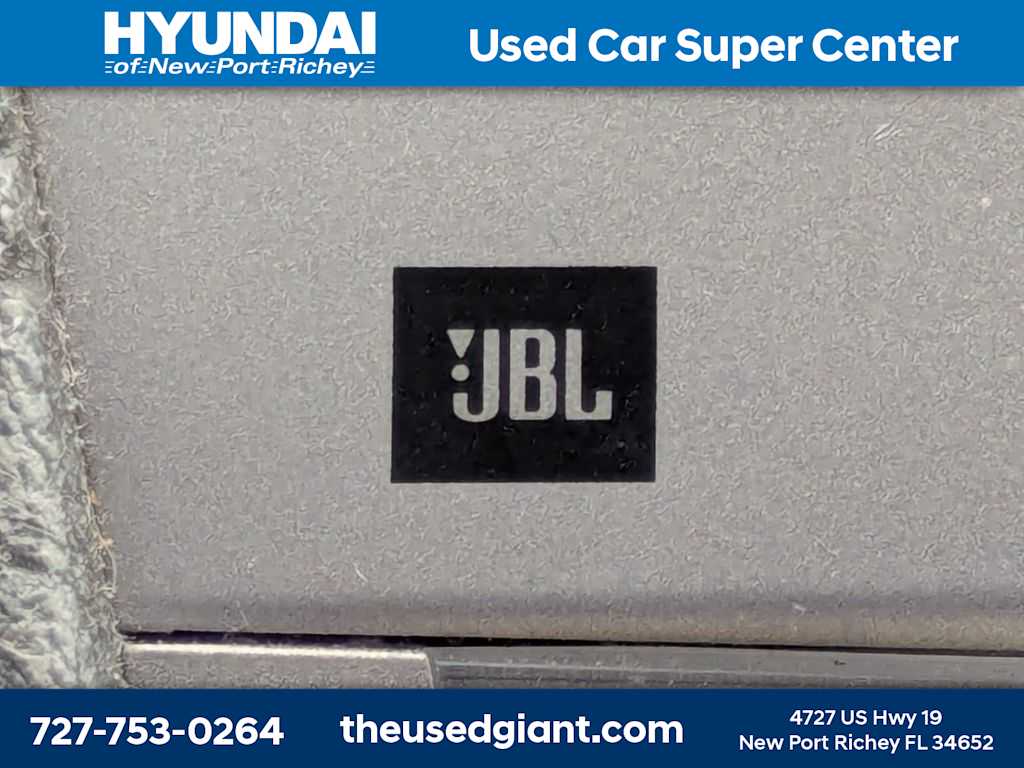 Thumbnail: 2011 Toyota Camry - 27