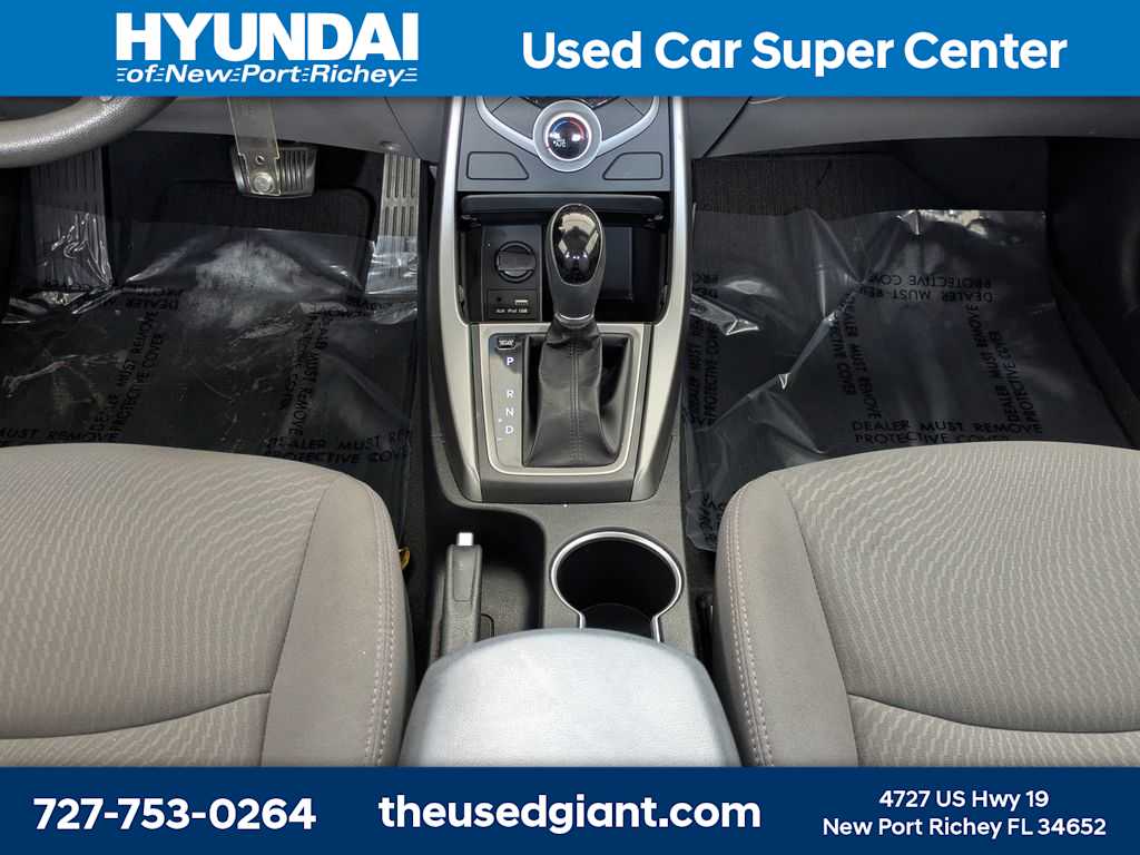 Thumbnail: 2016 Hyundai Elantra - 18