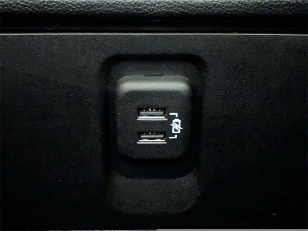 Thumbnail: 2020 Chevrolet Traverse - 20