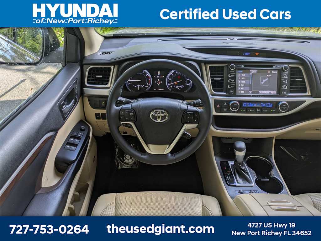 Thumbnail: 2016 Toyota Highlander - 21