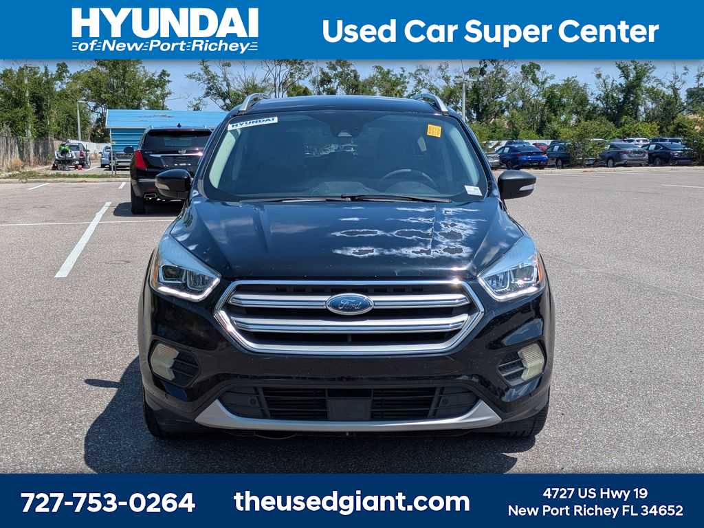 Thumbnail: 2017 Ford Escape - 8