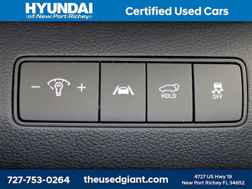 Thumbnail: 2023 Hyundai Santa Fe - 31