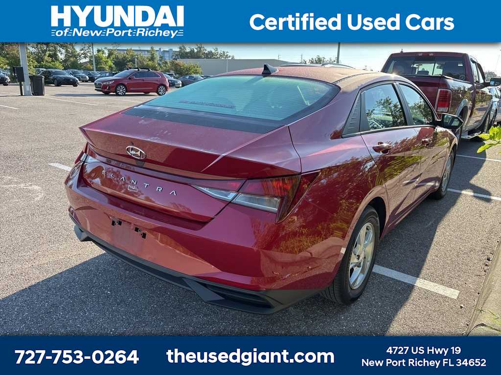 Thumbnail: 2023 Hyundai Elantra - 3