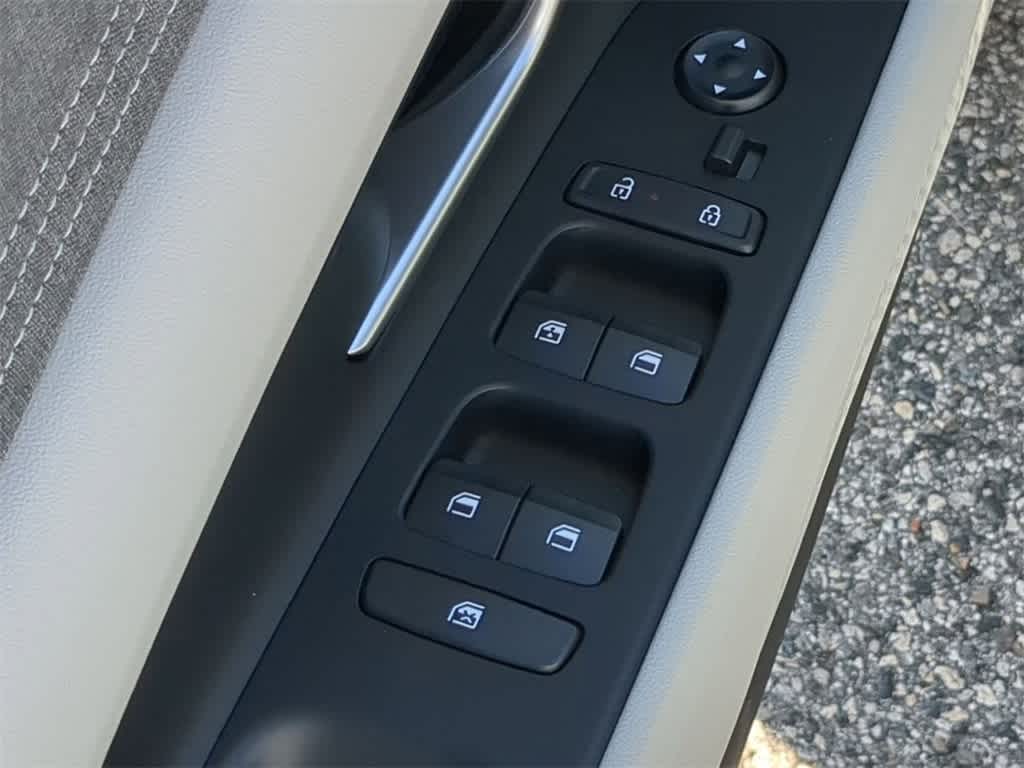 Thumbnail: 2026 Hyundai Elantra - 17