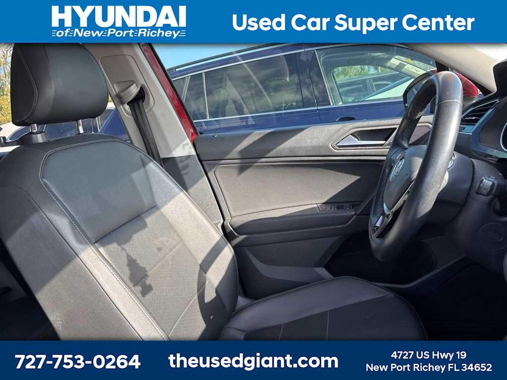 Thumbnail: 2019 Volkswagen Tiguan - 8