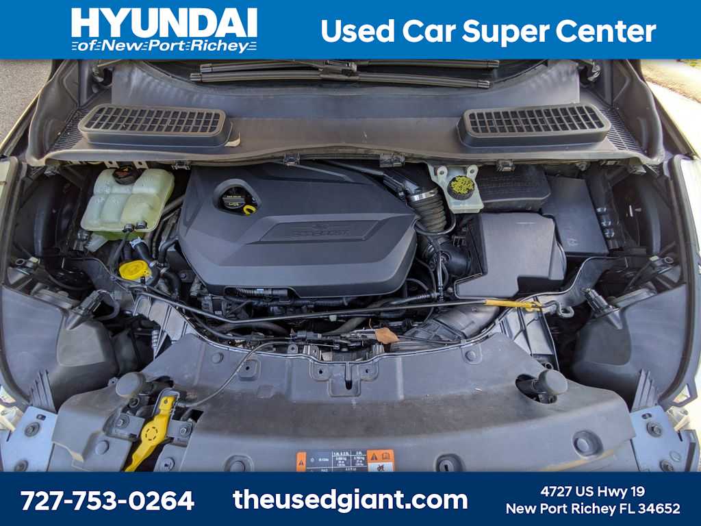 Thumbnail: 2015 Ford Escape - 14