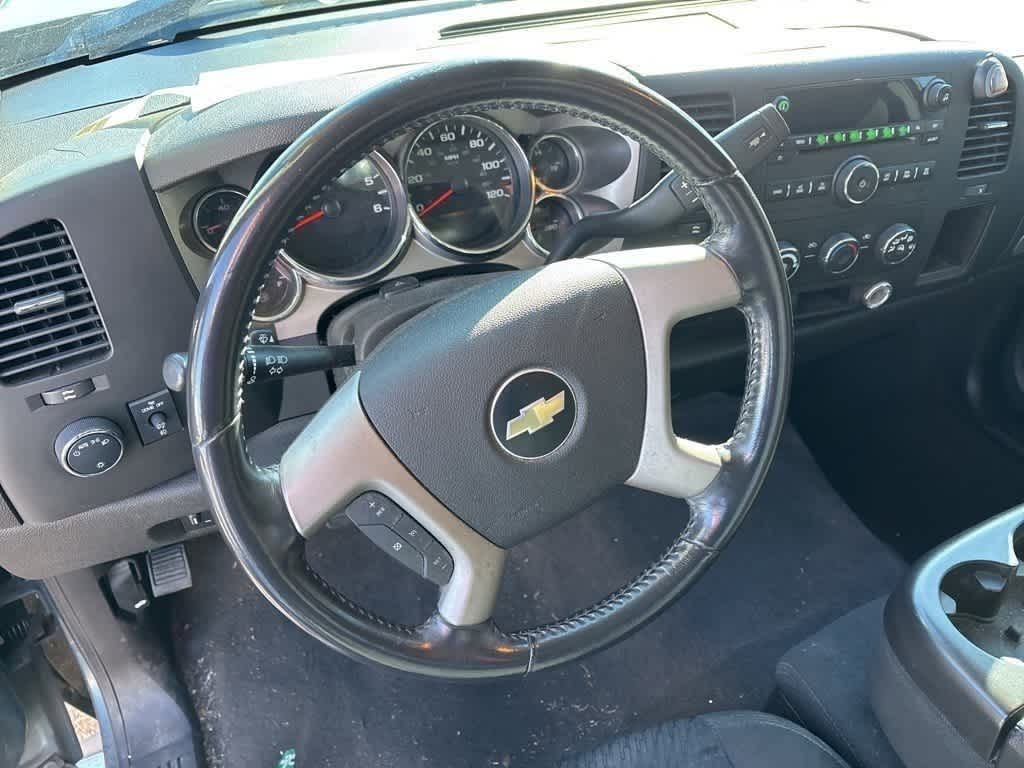 Thumbnail: 2010 Chevrolet Silverado 1500 - 13