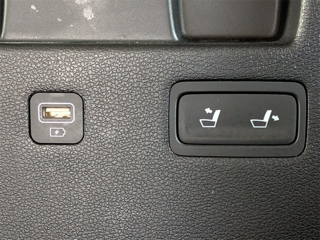 Thumbnail: 2022 Hyundai Palisade - 17