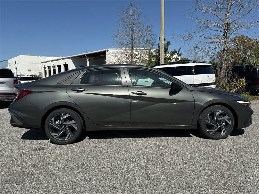 Thumbnail: 2025 Hyundai Elantra - 6