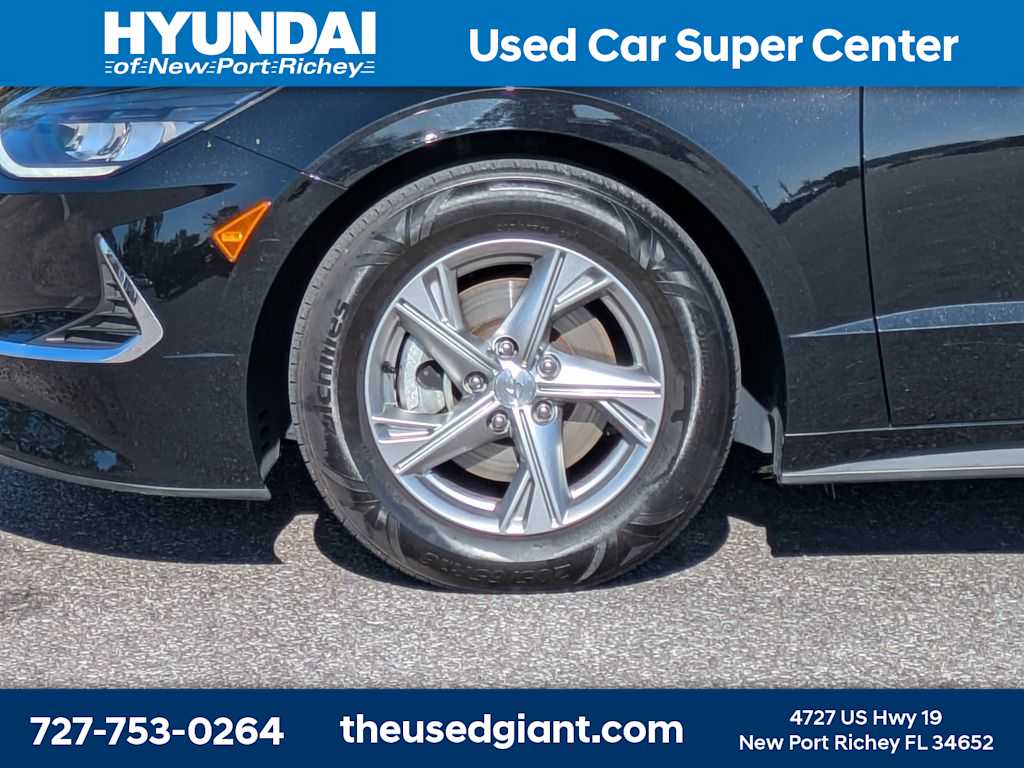 Thumbnail: 2022 Hyundai Sonata - 10