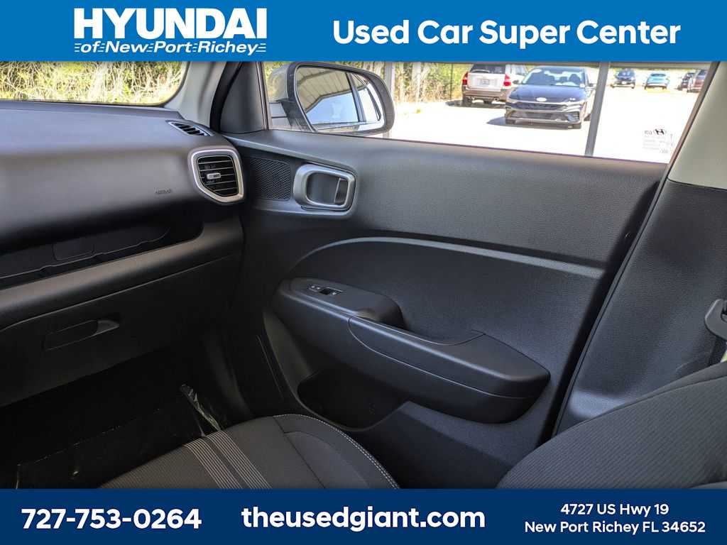 Thumbnail: 2026 Hyundai Venue - 18