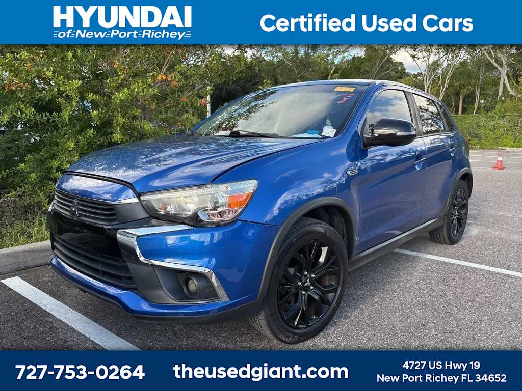 Thumbnail: 2017 Mitsubishi Outlander Sport - 1