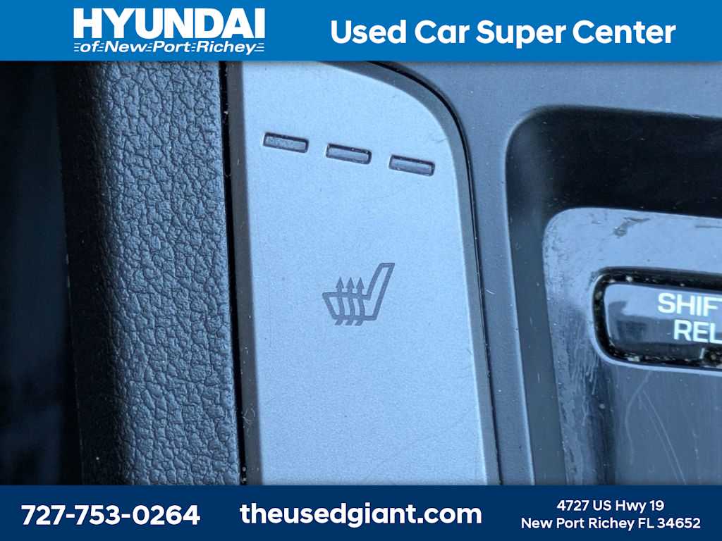 Thumbnail: 2017 Hyundai Elantra - 23