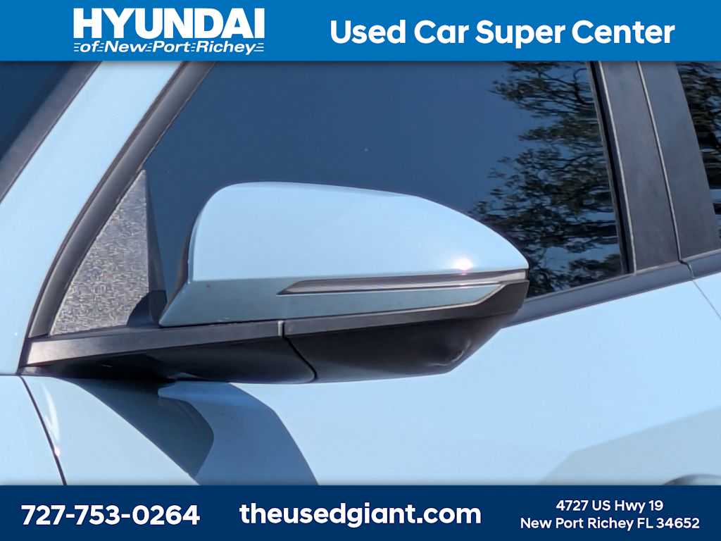 Thumbnail: 2023 Hyundai Santa Cruz - 11