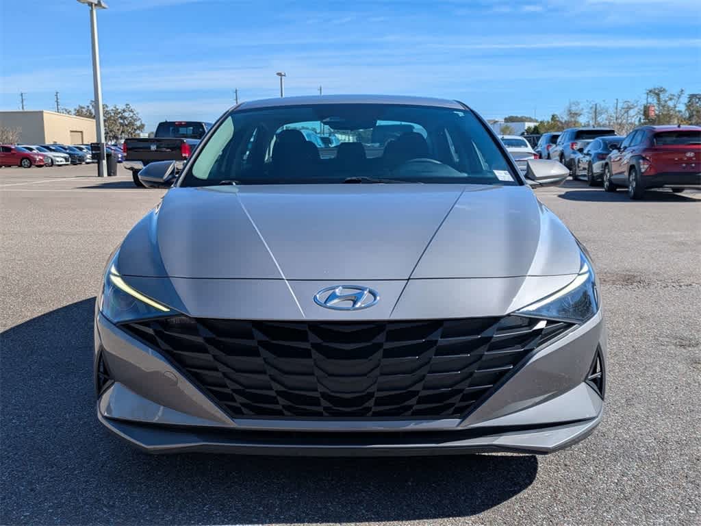 Thumbnail: 2021 Hyundai Elantra - 8
