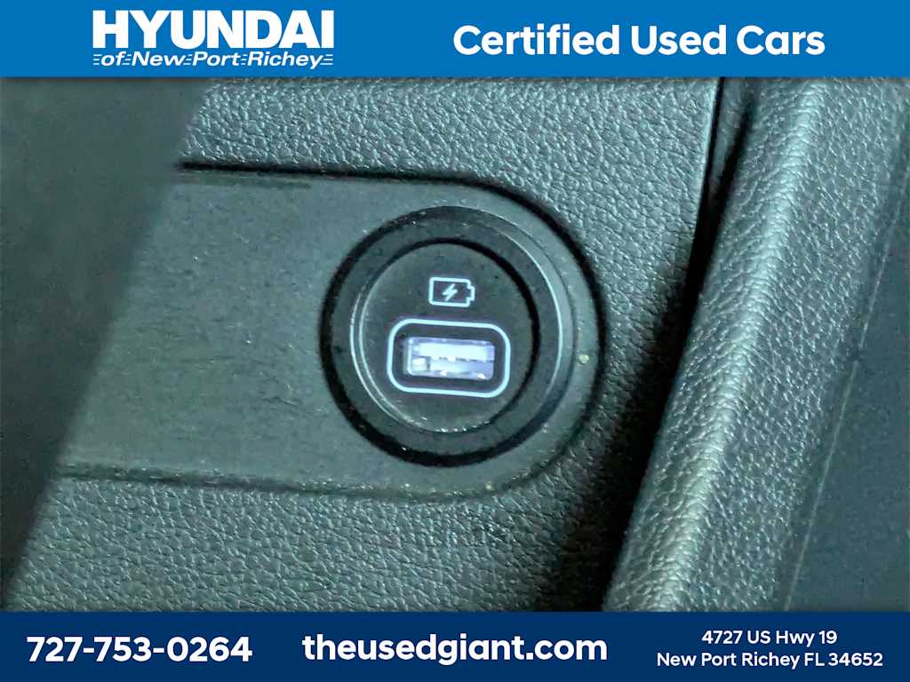 Thumbnail: 2023 Hyundai Santa Fe - 30