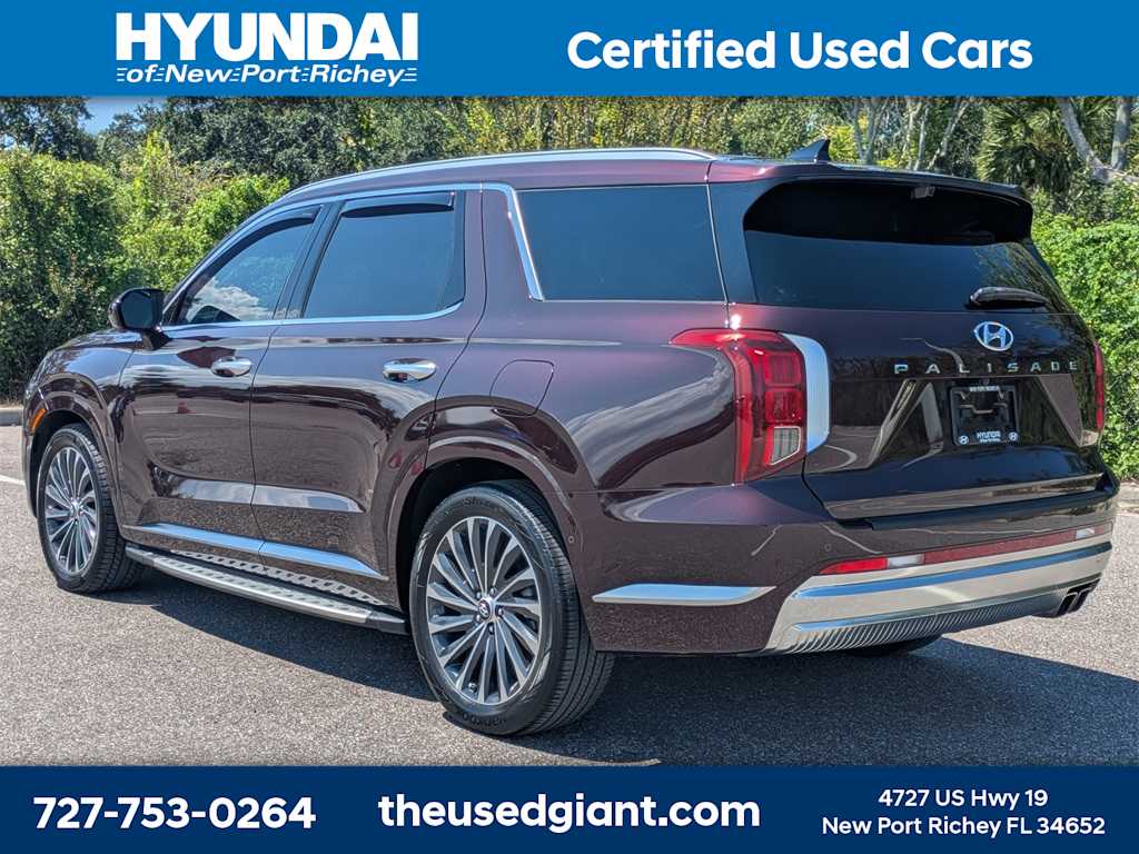 Thumbnail: 2023 Hyundai Palisade - 3