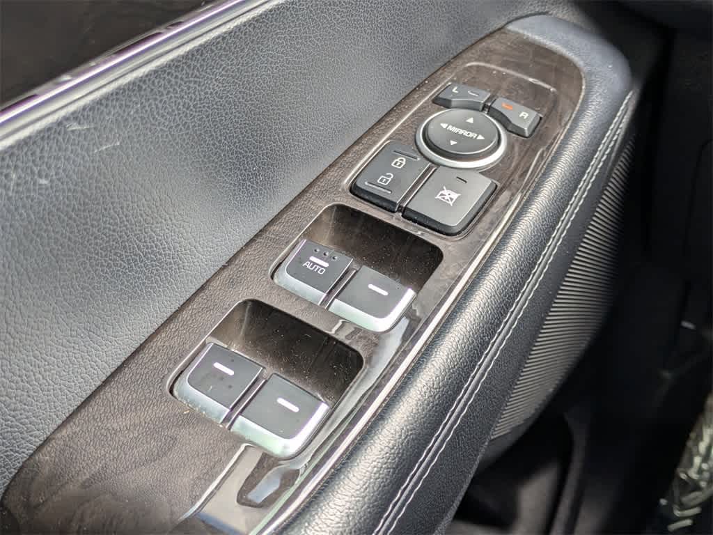 Thumbnail: 2017 Kia Sorento - 27