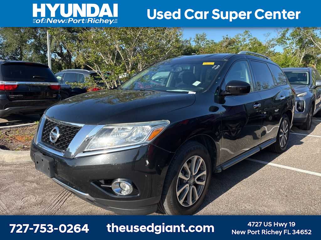 2015 Nissan Pathfinder  -
                  New Port Richey, FL
