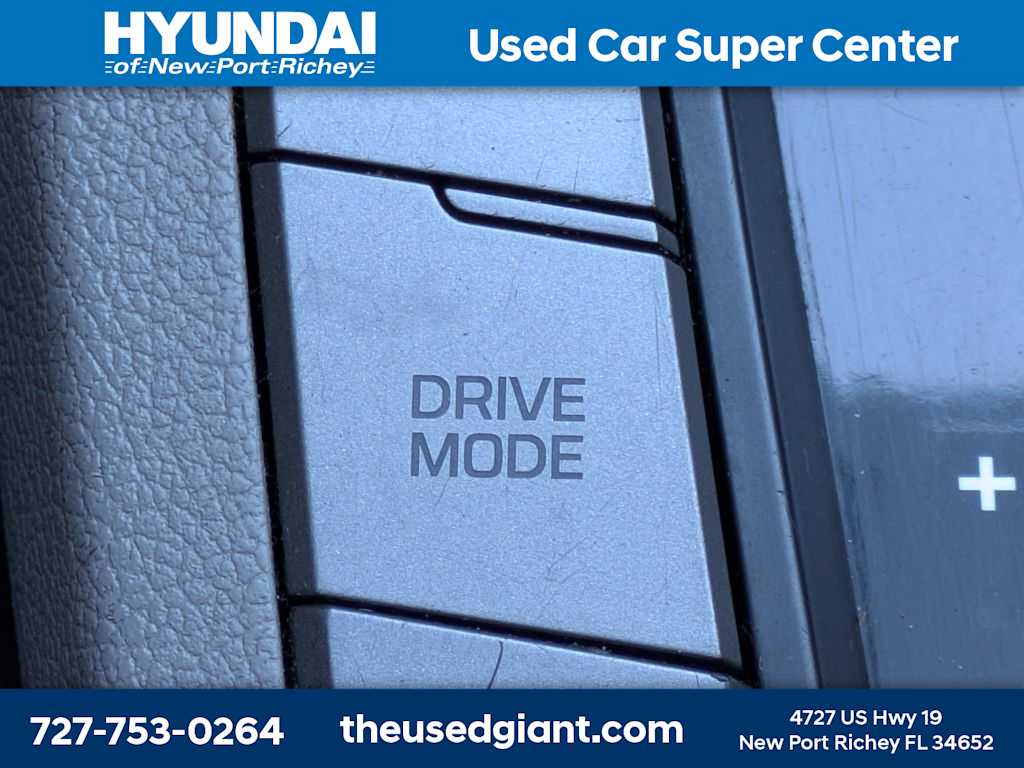 Thumbnail: 2017 Hyundai Elantra - 21