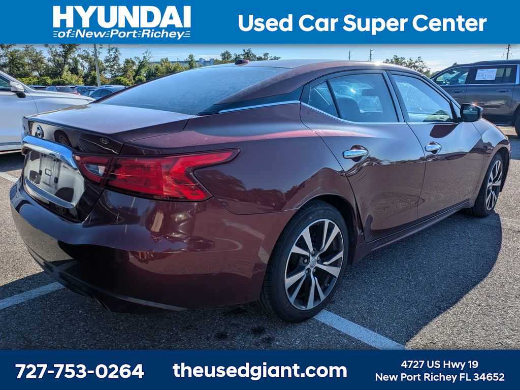 Thumbnail: 2017 Nissan Maxima - 2