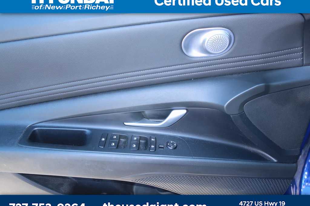 Thumbnail: 2023 Hyundai Elantra - 9