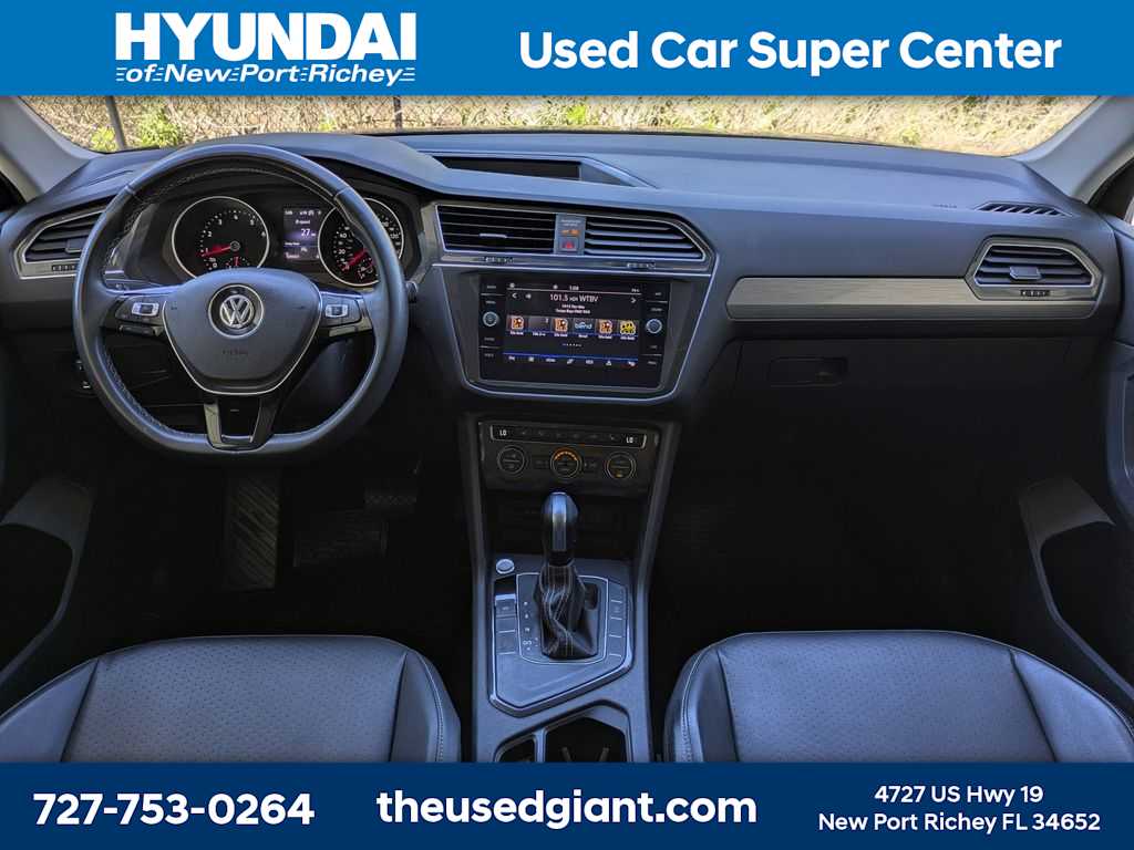 Thumbnail: 2021 Volkswagen Tiguan - 19