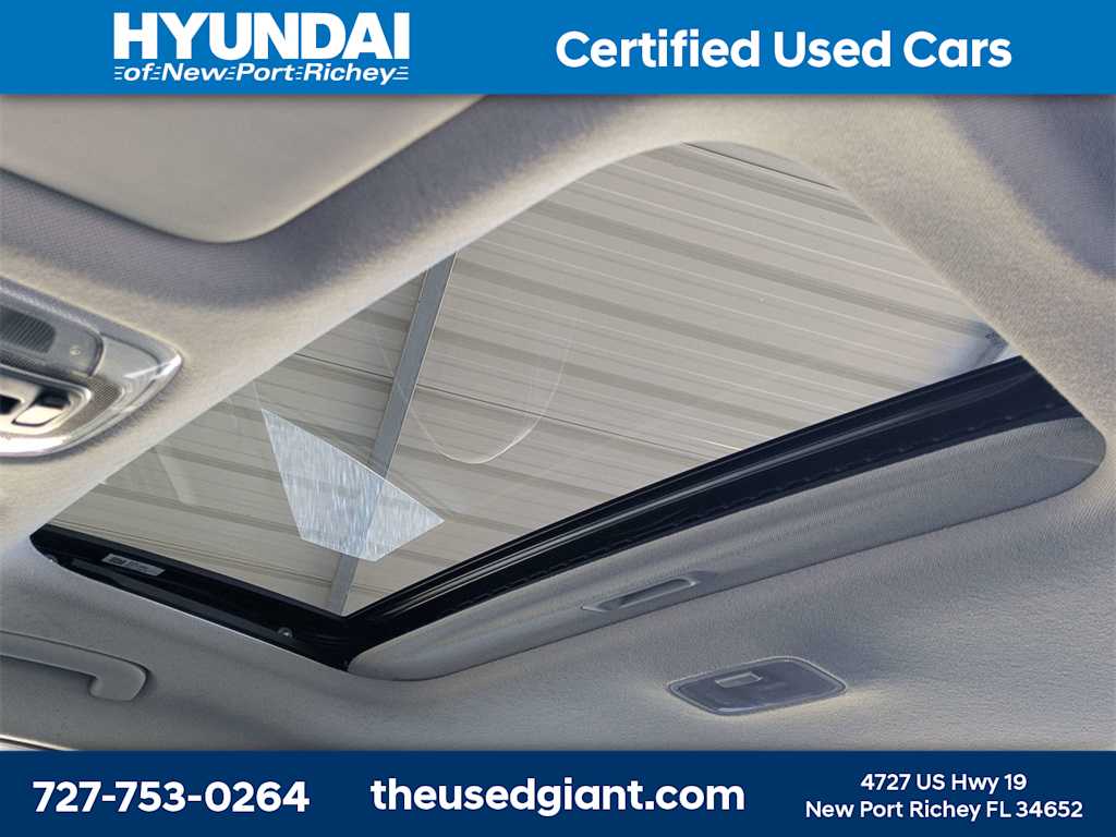 Thumbnail: 2023 Hyundai Elantra - 21