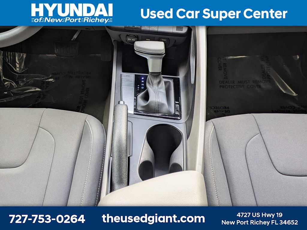 Thumbnail: 2023 Hyundai Elantra - 18