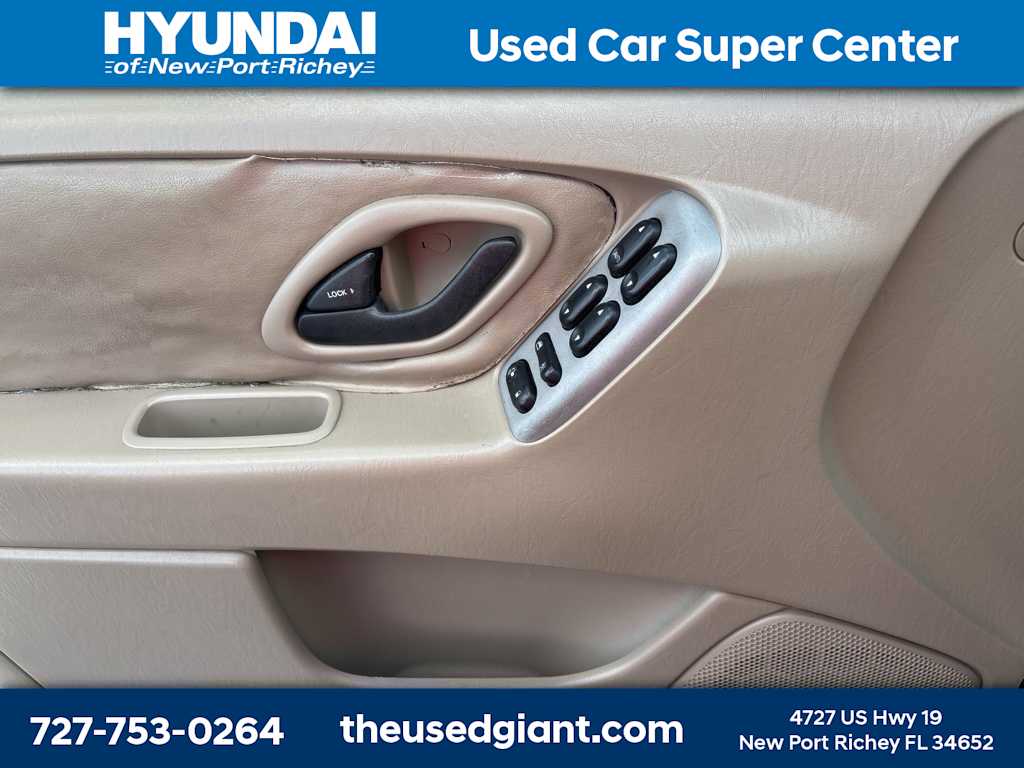 Thumbnail: 2007 Ford Escape - 11