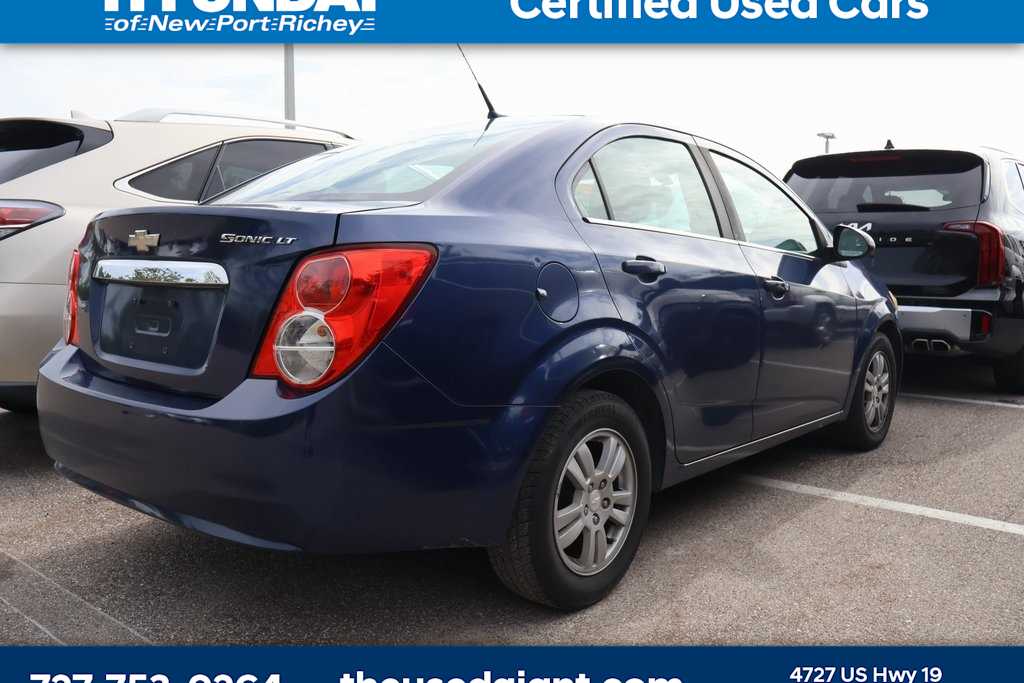2014 Chevrolet Sonic LT 3