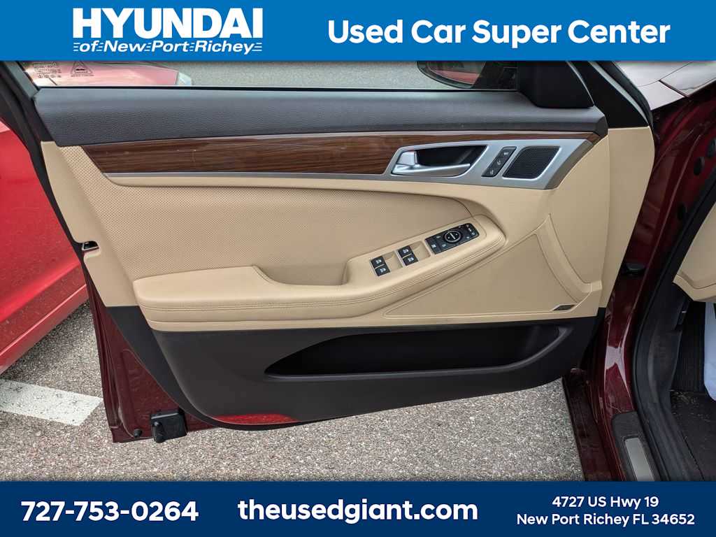 Thumbnail: 2016 Hyundai Genesis - 11